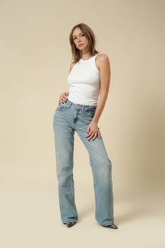 Photographe professionnel pour réaliser un book photo pour intégrer les agences de mannequins à Lyon dans le Rhône