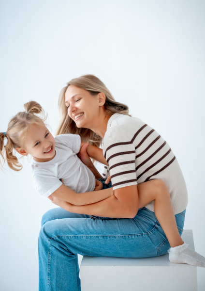 Idée de cadeau mère fille pour une occasion comme la fête des mères d’un shooting photo à Lyon avec un photographe professionnel