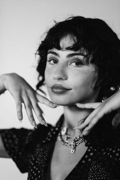 Shooting photo vintage en noir et blanc en studio à Lyon