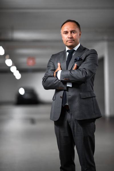 Photographe professionnel pour réaliser des portraits de salariés à Lyon